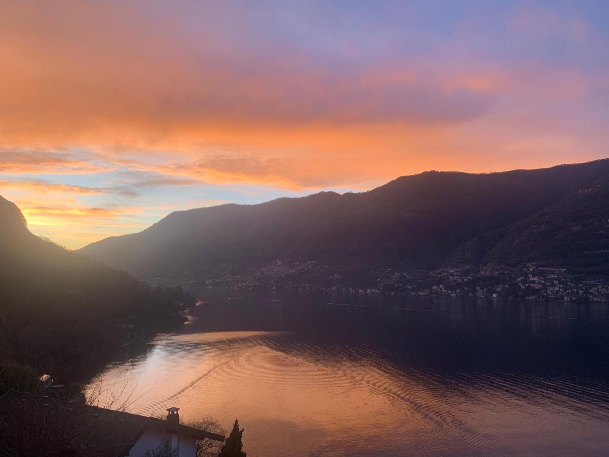 Top Lake View Faggeto Lario Bagian luar foto
